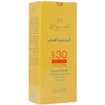 کرم ضد آفتاب بی رنگ  SPF30 سینره فاقد چربی مناسب پوست های حساس 50 میلی لیتر